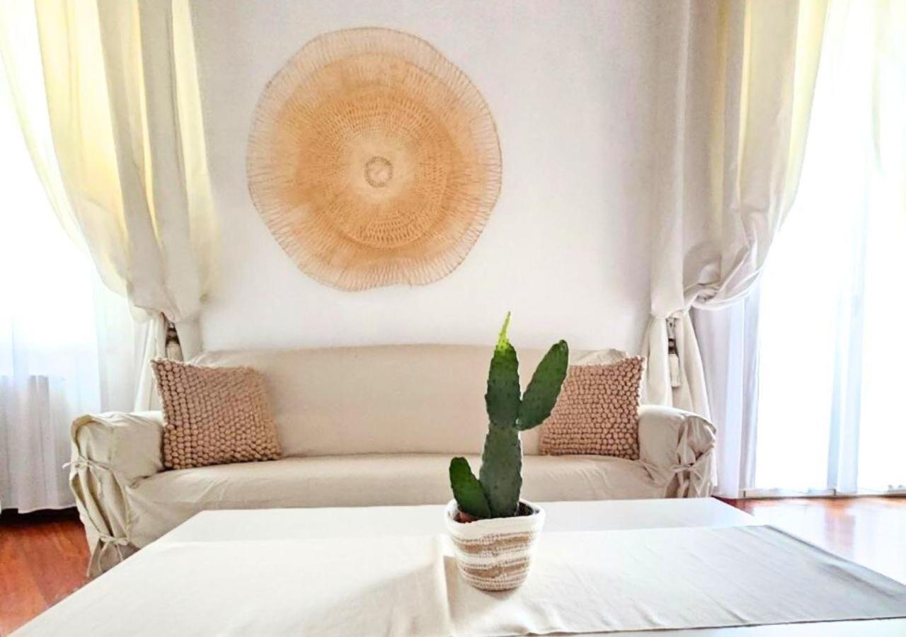 Apulia Journey - Manzoni 11 Hotell Bari Exteriör bild